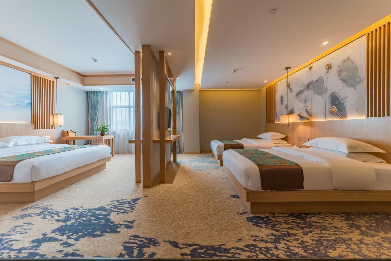 Yunxianju Tea Culture Theme Hotel Kunming Exterior photo